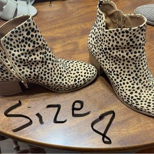 Ankle boots size 8